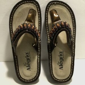 Alegria PG Lite Carina Thong Brown Sandals Amber Jeweled Sz 35 US 5-5.5